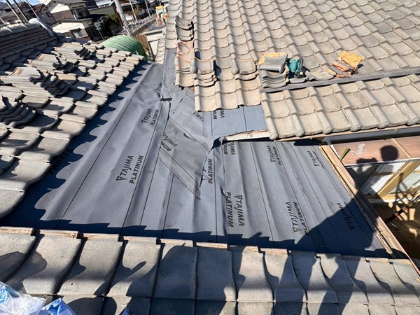 香川県高松市A様邸・雨漏り修繕工事(棟板金・ルーフィング交換工事) (4)